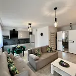 Apartman Eva 2 *