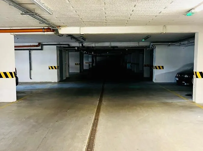 アパート Eva 2 *